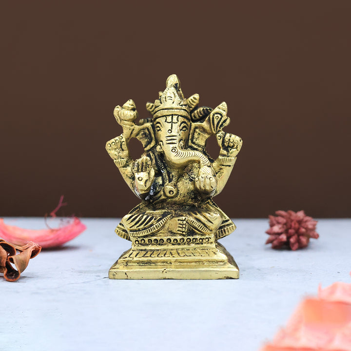 2.5" Brass Ganesha with Square Base