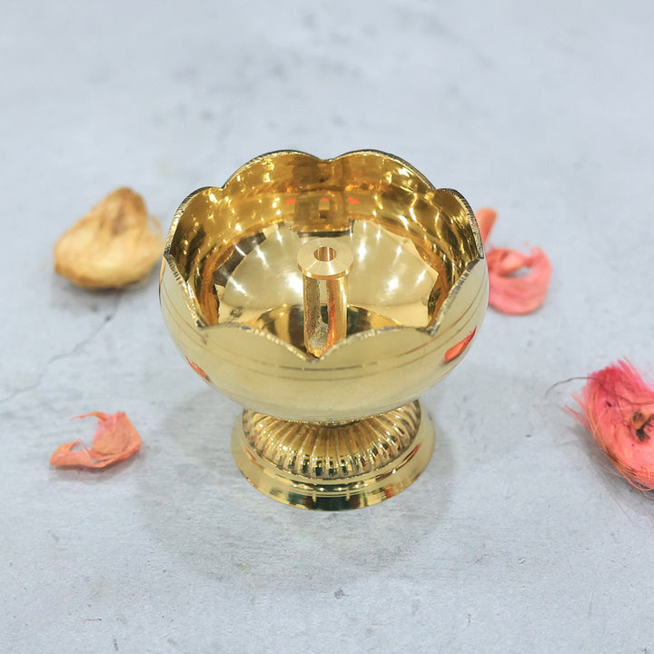 2.5" Brass Deepam with Rudra Center (Tomato Shaped)