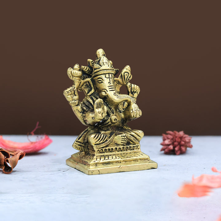 2.5" Brass Ganesha with Square Base