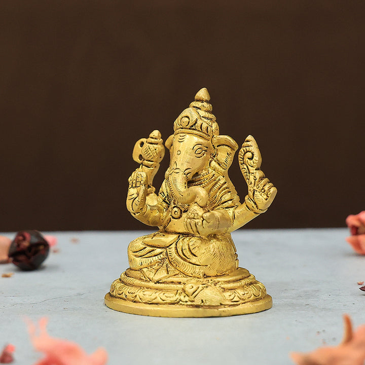 3.5” Brass Oval Base Ganesh